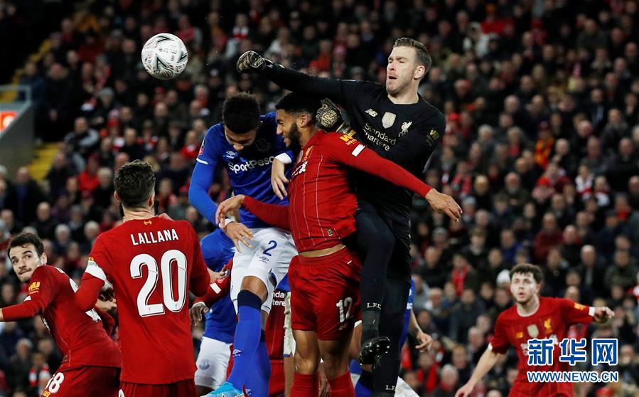 赛前被看衰！巨汉鲍勃萨普蛮力KO“完美先生”，成搏击界传奇