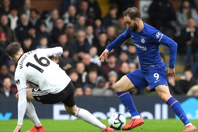 米兰欧冠遭淘汰后，俱乐部顾问伊布被颁发金貘奖